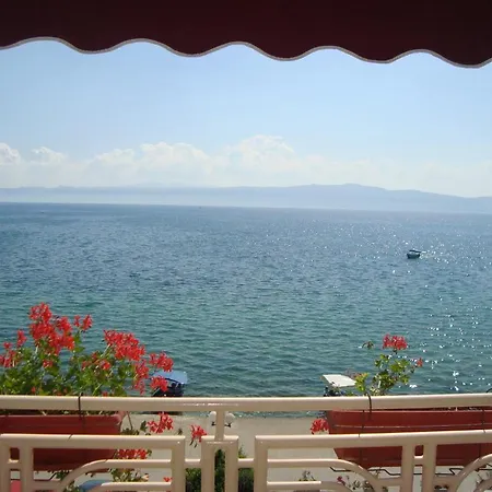 Dea Guest house 4*